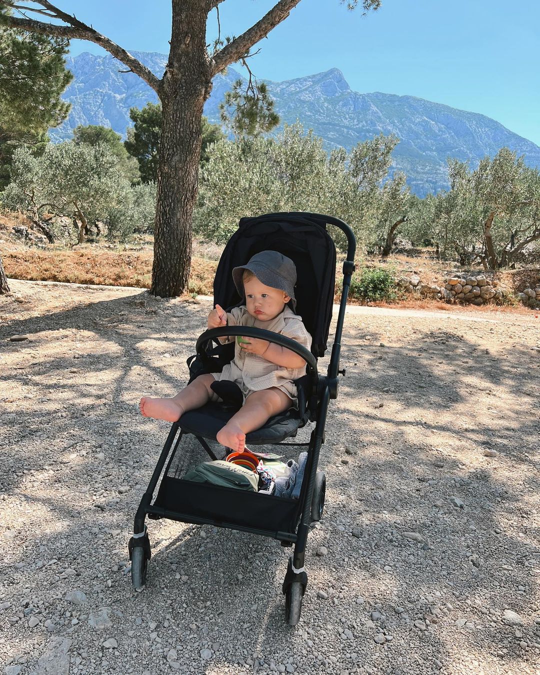 Подарок от мужа: Даша Квиткова увезла сына на море в Хорватию (фото)